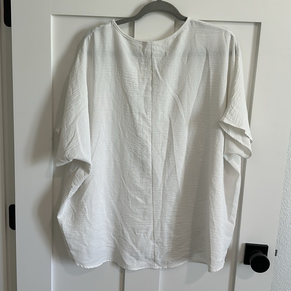 Jodifl Women's M Flutter Sleeve Pocket Tee Shirt White Crepe Texture Oversized - Picture 6 of 11